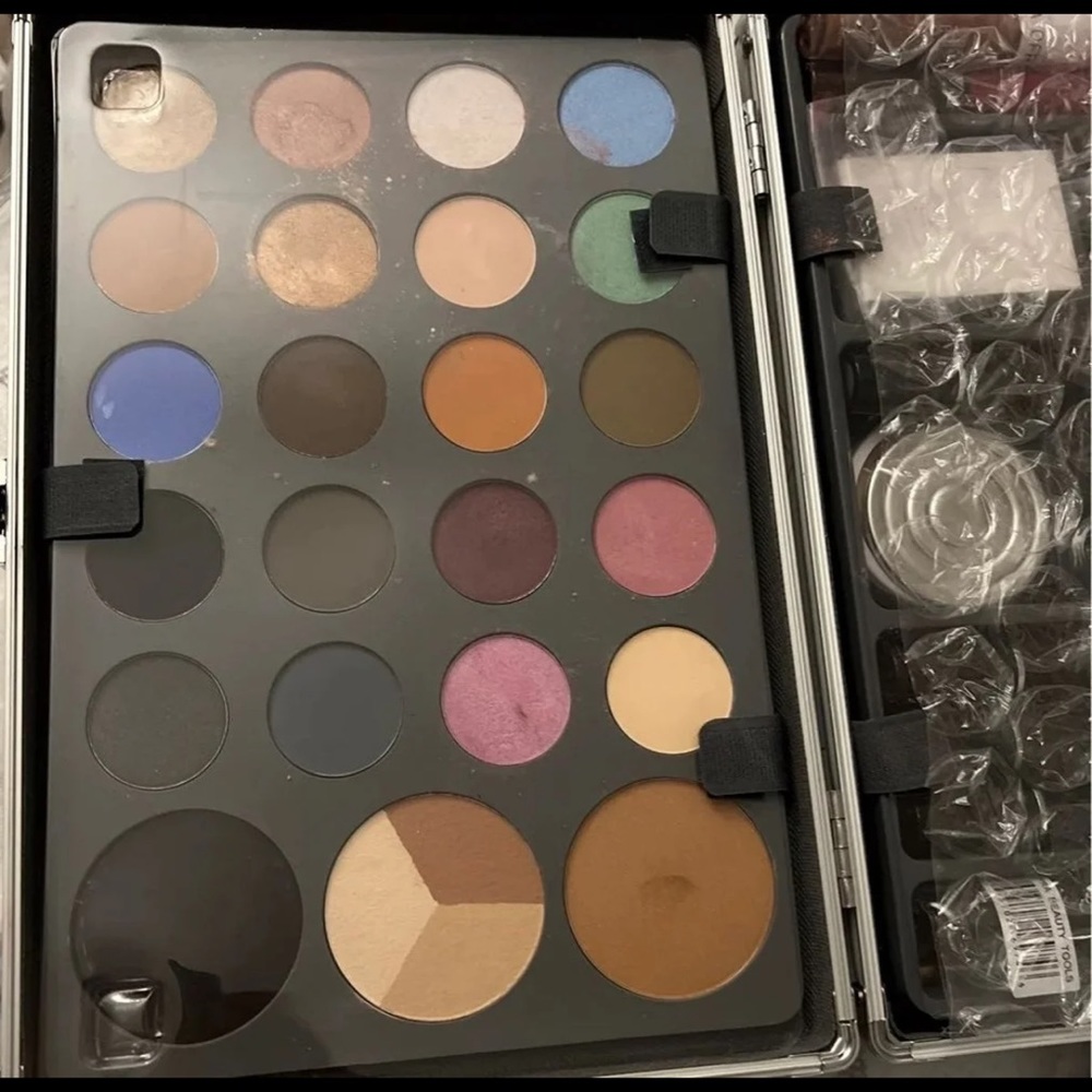 Makeup Artist Palette Used